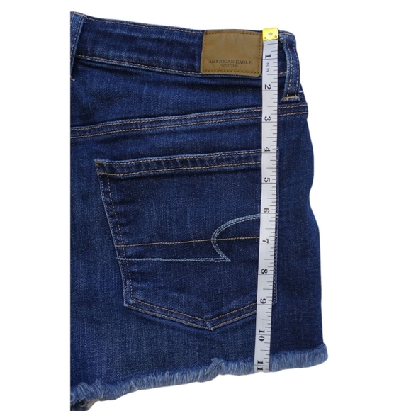 American Eagle Shorts Size 8 - Picture 5 of 9